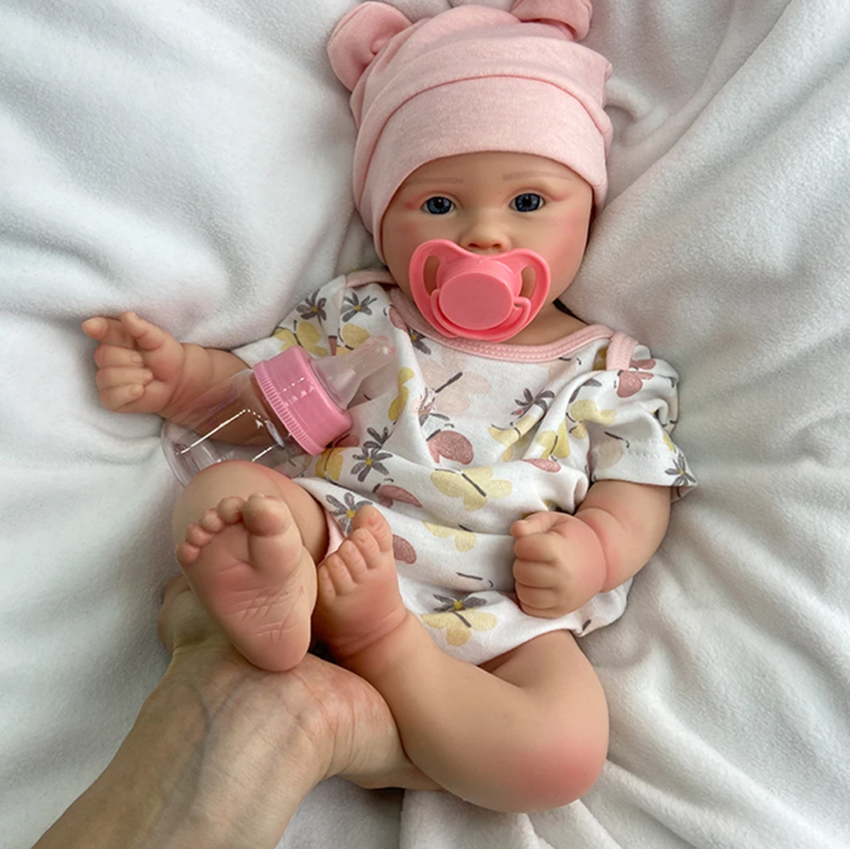 Bella – 18" Full Body Silicone Reborn Baby Girl Doll – photo 3