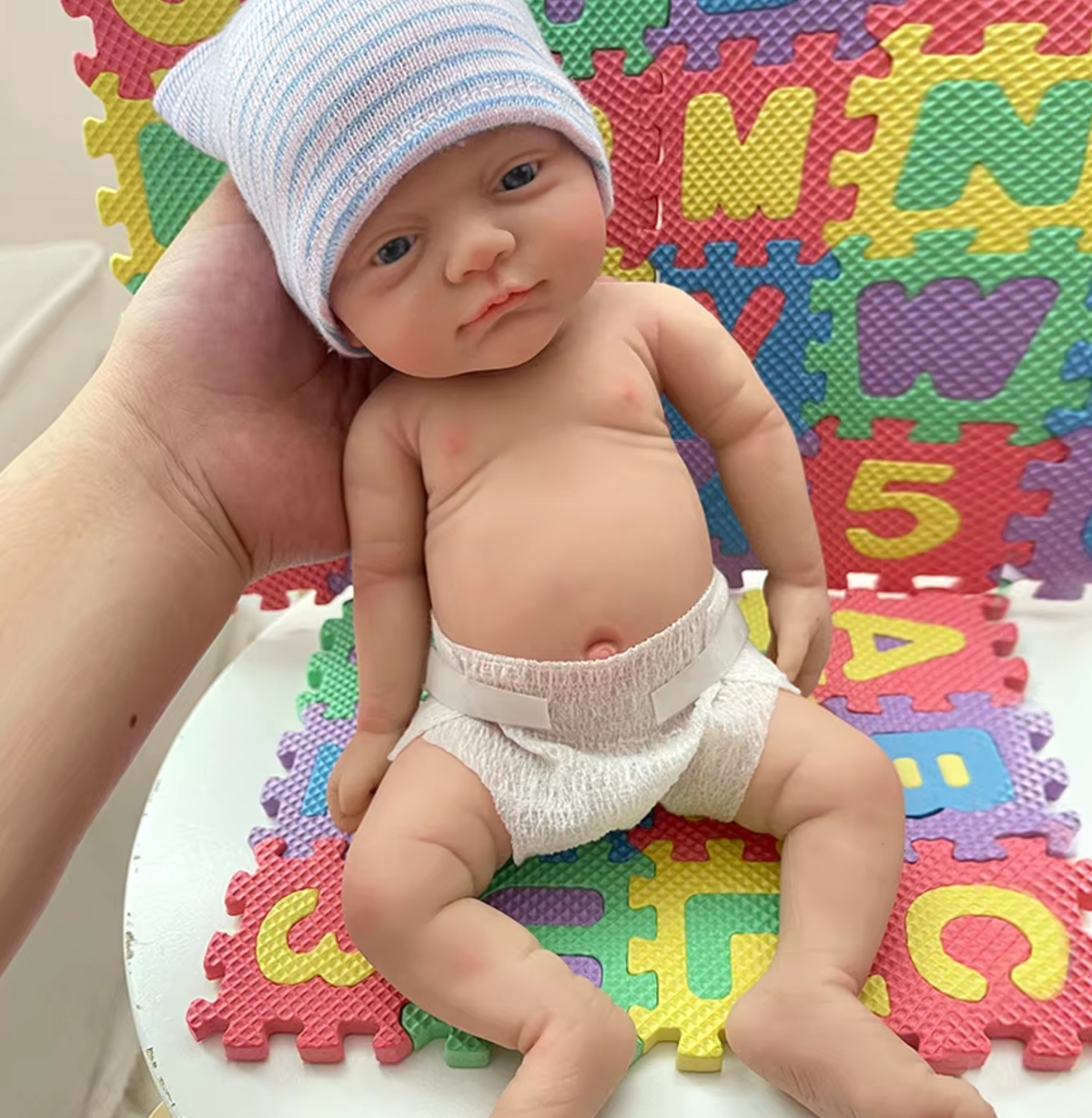 Micro Preemie Hyper Realistic Silicone Reborn Dolls