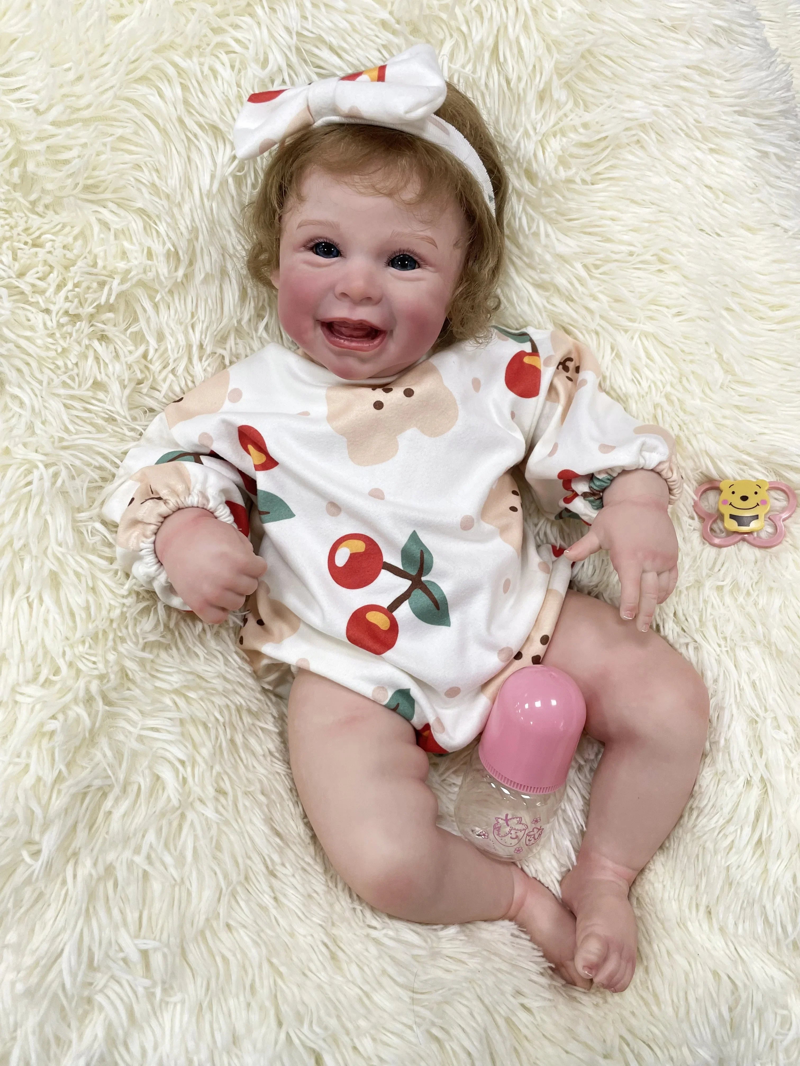 Allegra bambola reborn sorridente in silicone