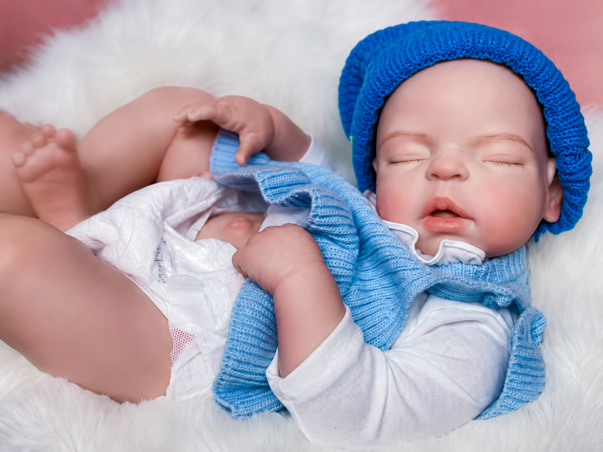 Willow – 55 cm Full Body Silicone Reborn Baby Girl Doll – photo 3